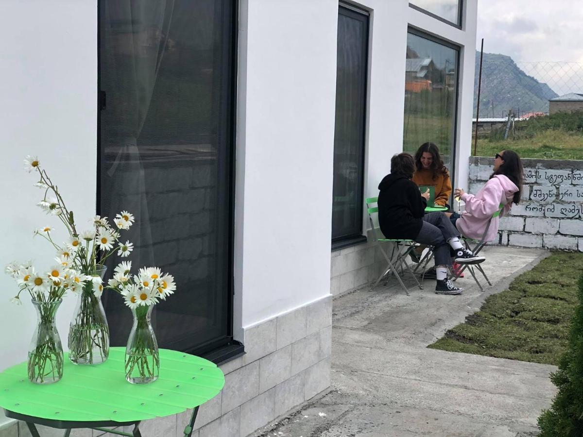Krebuli Hotel Kazbegi Kültér fotó
